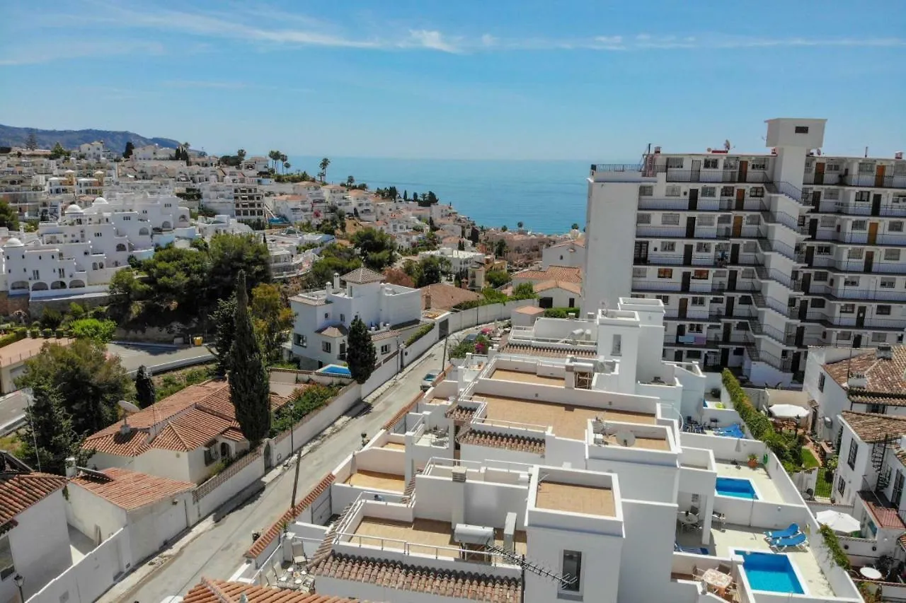 Nerja Paradise Rentals - Villa Topaz Spain